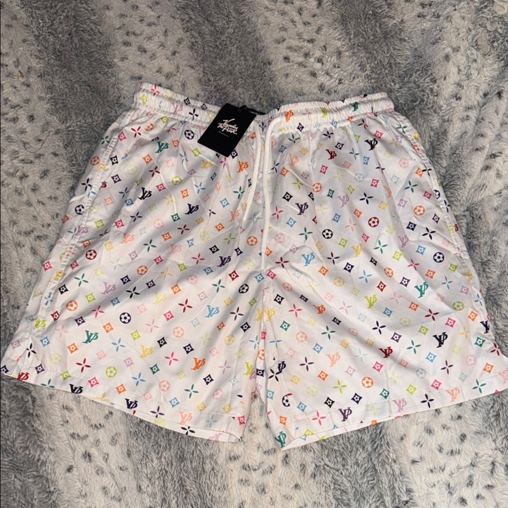 Men’s&Women’s Vandy The Pink Colorful Logo Print board/ active shorts! Men L